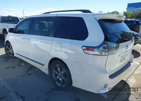 2015 Toyota Sienna Se 8 Passenger из США, поврежденный, VIN 5TDXK3DC9FS672966